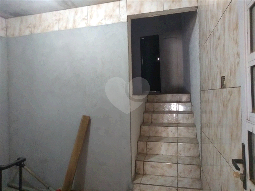 Casa à venda com 3 quartos, 50m² - Foto 11