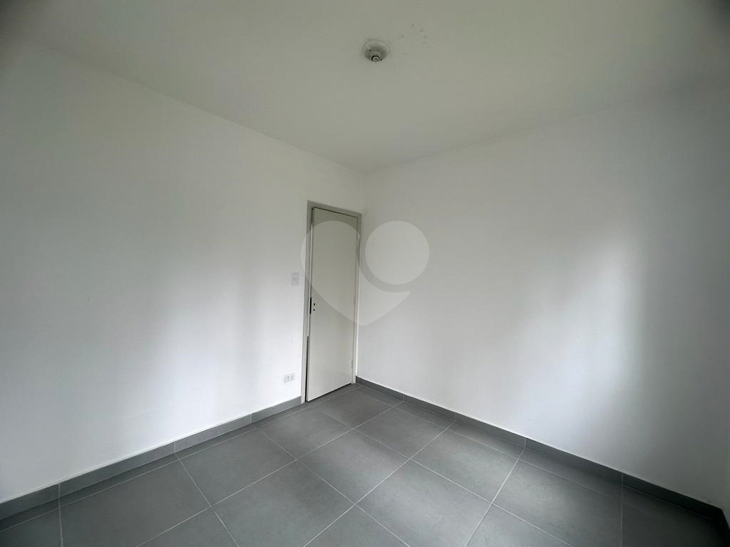 Apartamento à venda com 2 quartos, 72m² - Foto 9