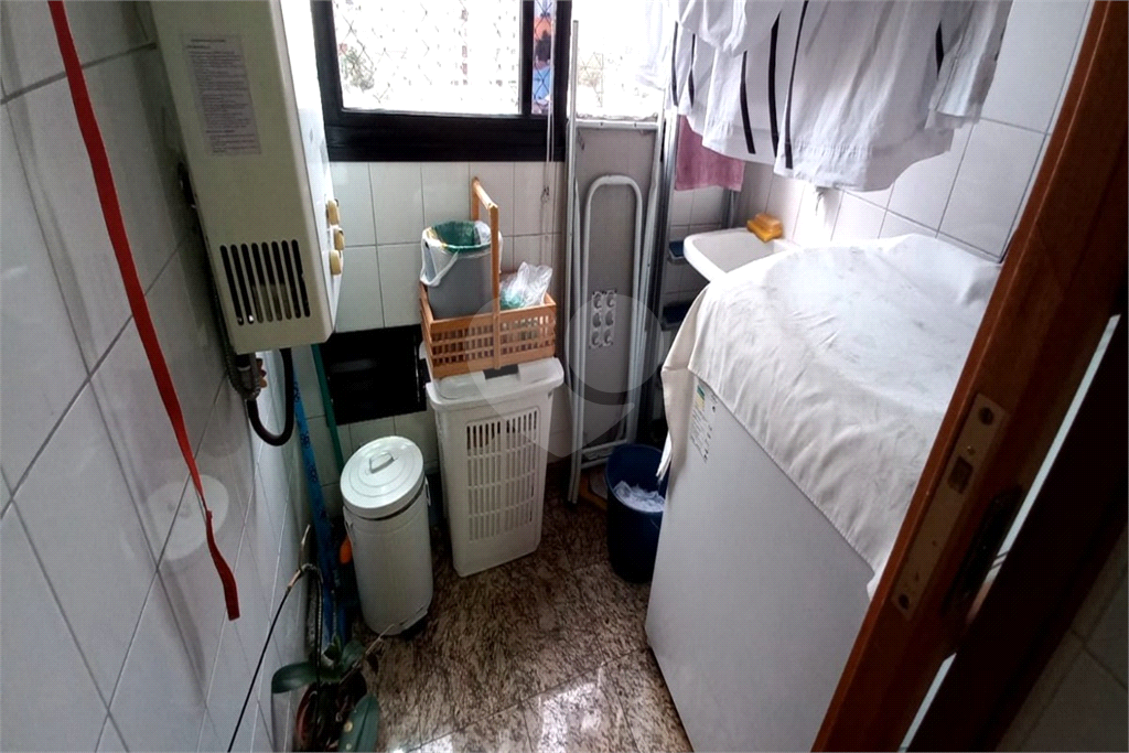 APARTAMENTO em SANTANA