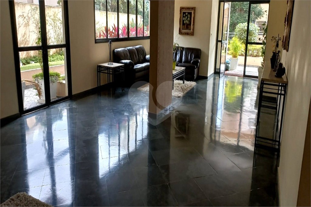 APARTAMENTO em SANTANA