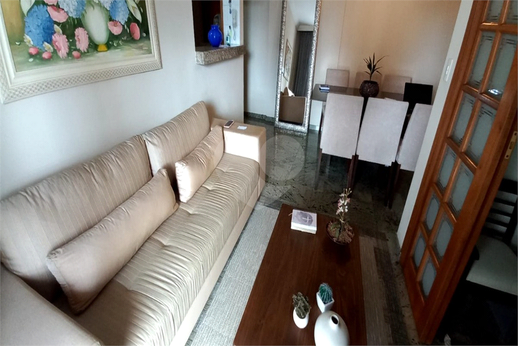 APARTAMENTO em SANTANA