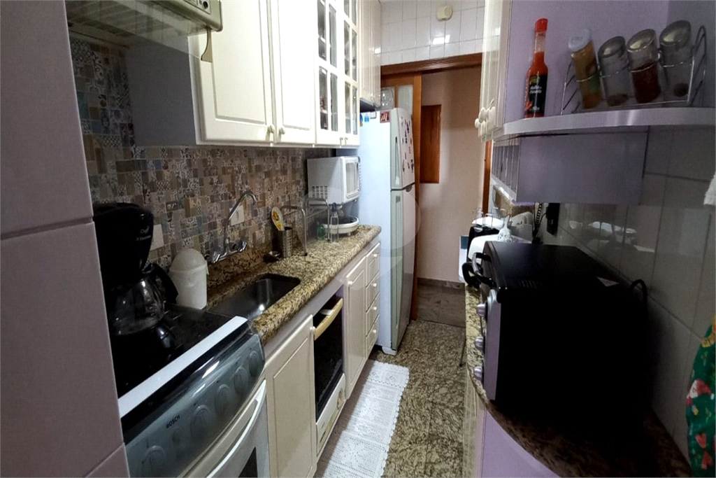 APARTAMENTO em SANTANA