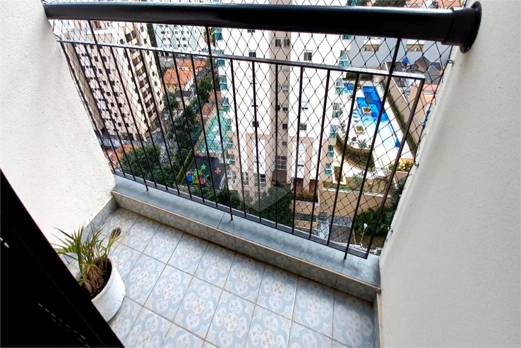 APARTAMENTO em SANTANA