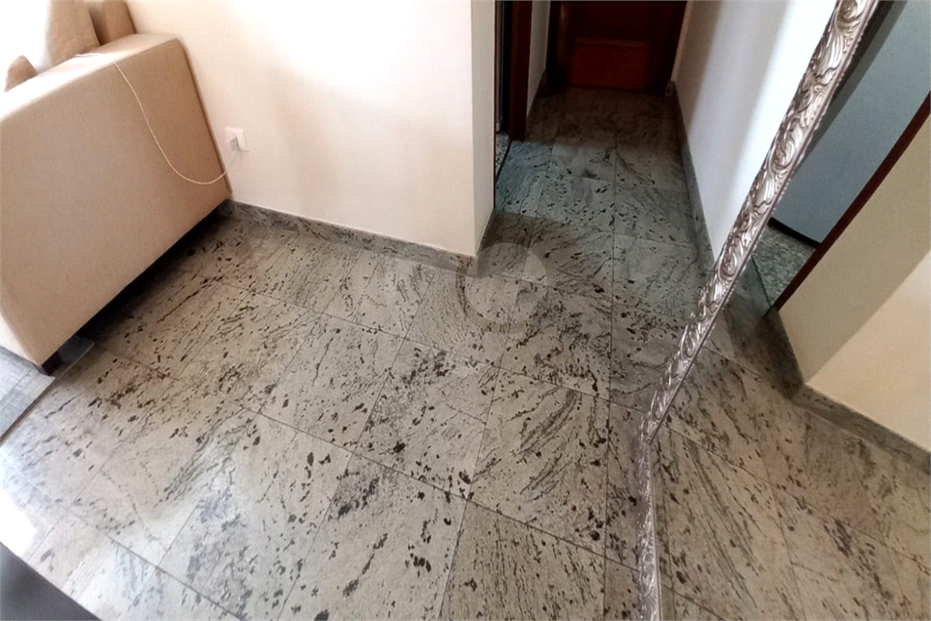 APARTAMENTO em SANTANA