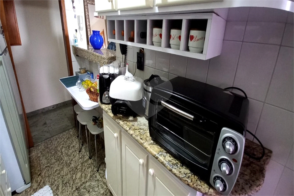APARTAMENTO em SANTANA