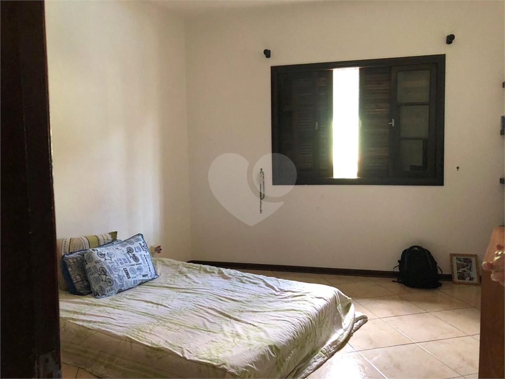 Casa à venda com 4 quartos, 141m² - Foto 8