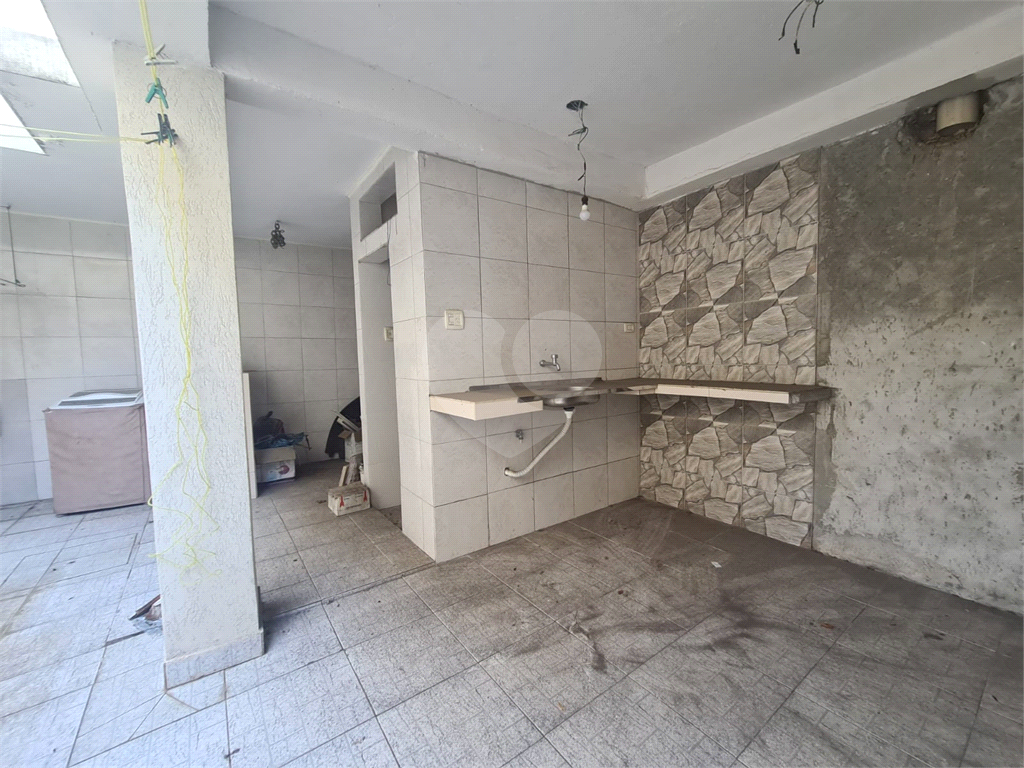 Sobrado à venda com 3 quartos, 300m² - Foto 46