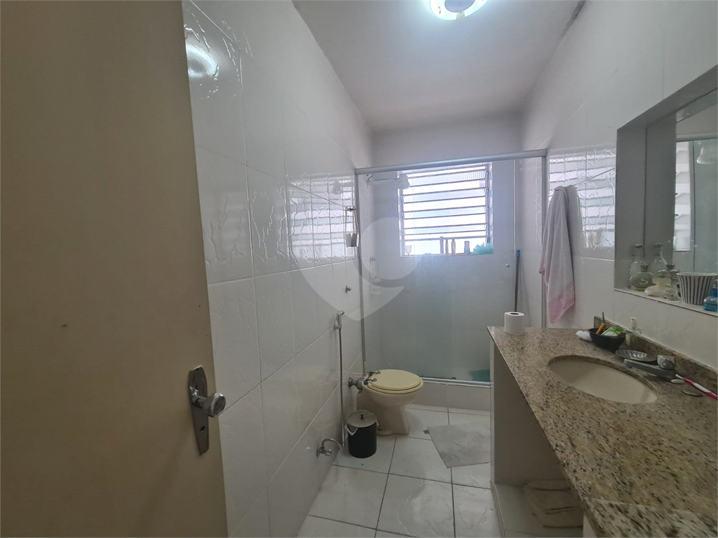 Sobrado à venda com 3 quartos, 300m² - Foto 34