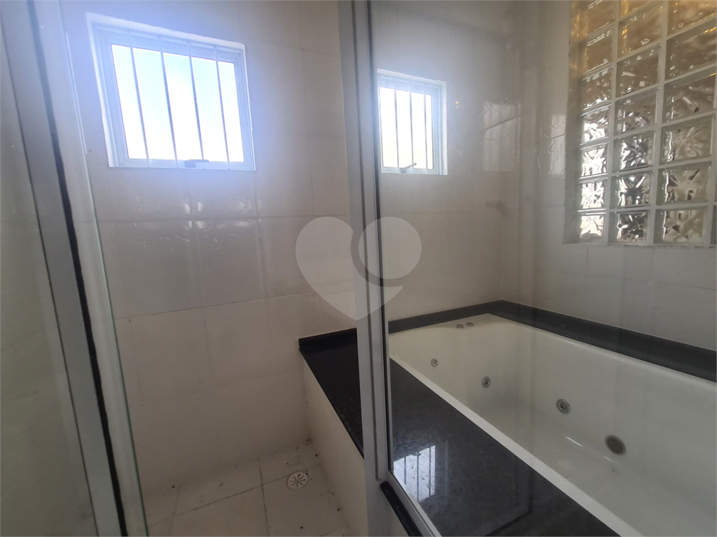 Sobrado à venda com 3 quartos, 300m² - Foto 26