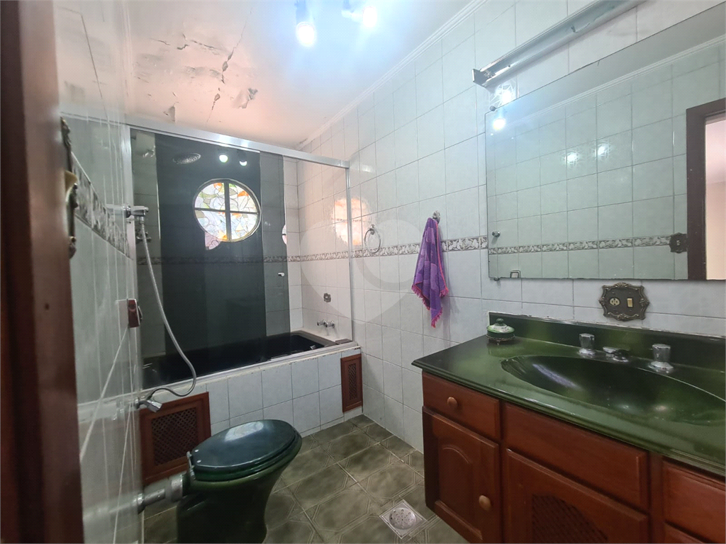 Sobrado à venda com 3 quartos, 300m² - Foto 38