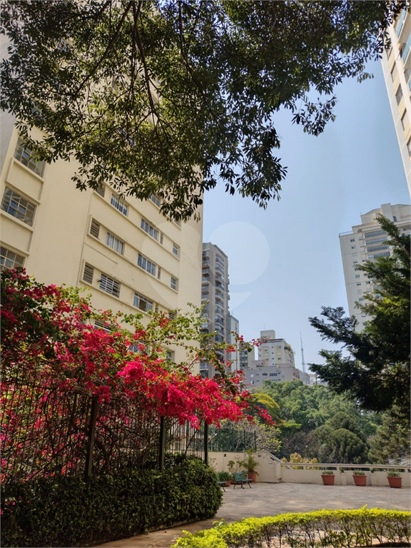JARDINS EXCELENTE LOCALIZAÇÃO APTO 3 DORMS COM 151 M² - 2 VAGAS 