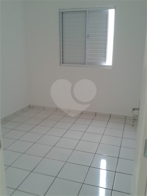 Apartamento à venda com 2 quartos, 64m² - Foto 8