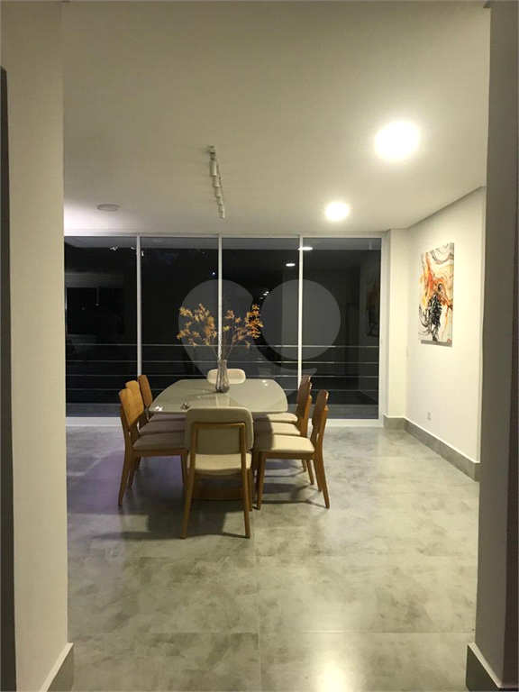 Casa à venda e aluguel, 550m² - Foto 13