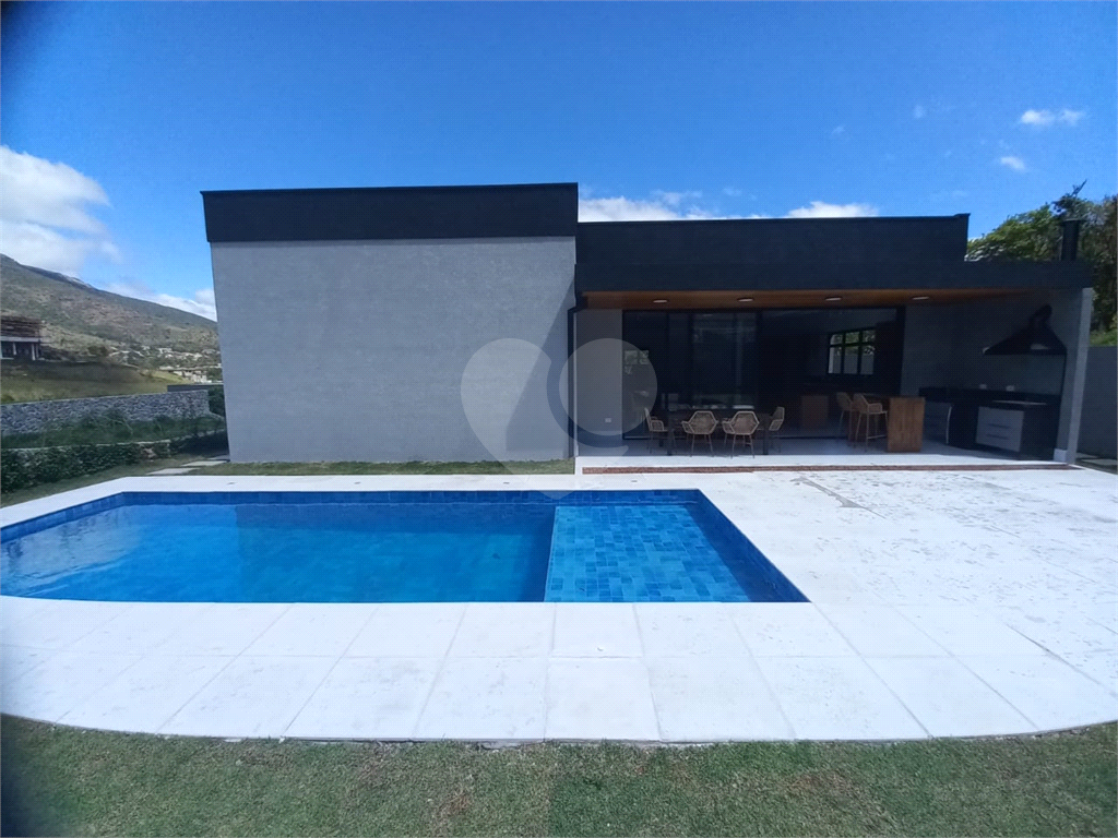 Casa à venda e aluguel com 4 quartos, 390m² - Foto 4