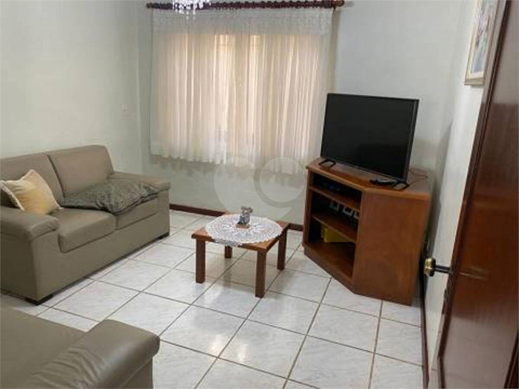 Casa à venda com 3 quartos, 321m² - Foto 12