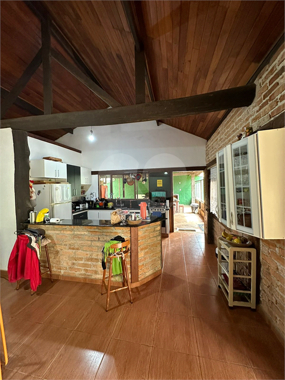 Chácara à venda com 3 quartos, 286m² - Foto 28