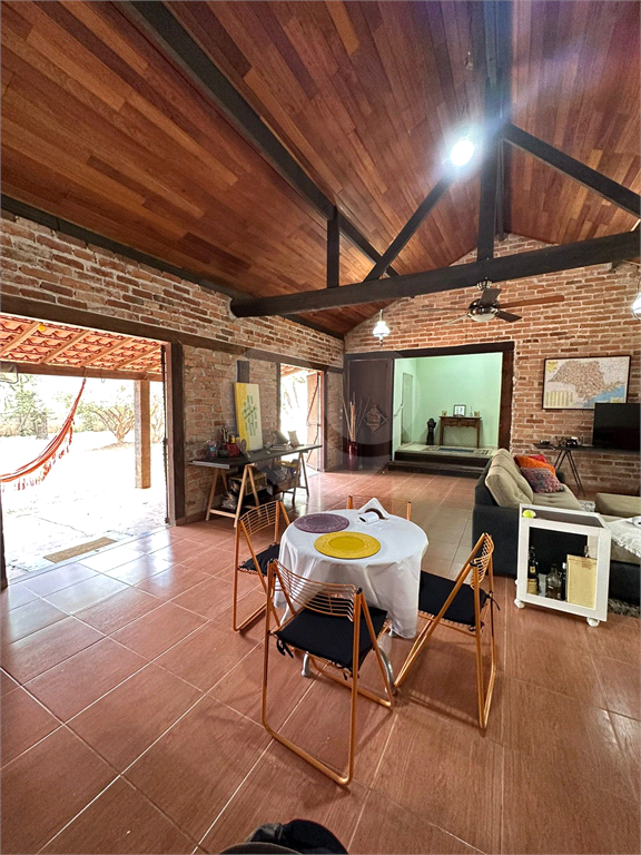 Chácara à venda com 3 quartos, 286m² - Foto 24