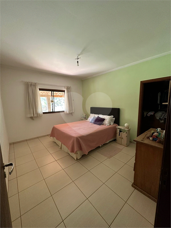 Chácara à venda com 3 quartos, 286m² - Foto 9