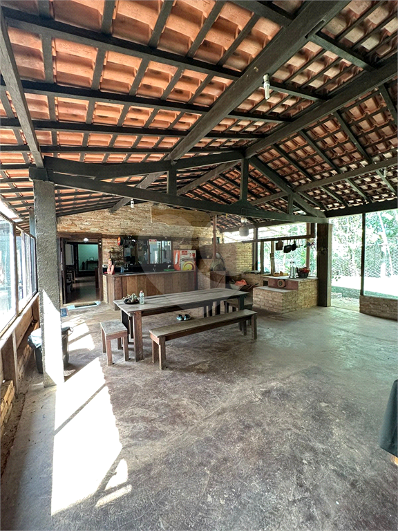 Chácara à venda com 3 quartos, 286m² - Foto 35