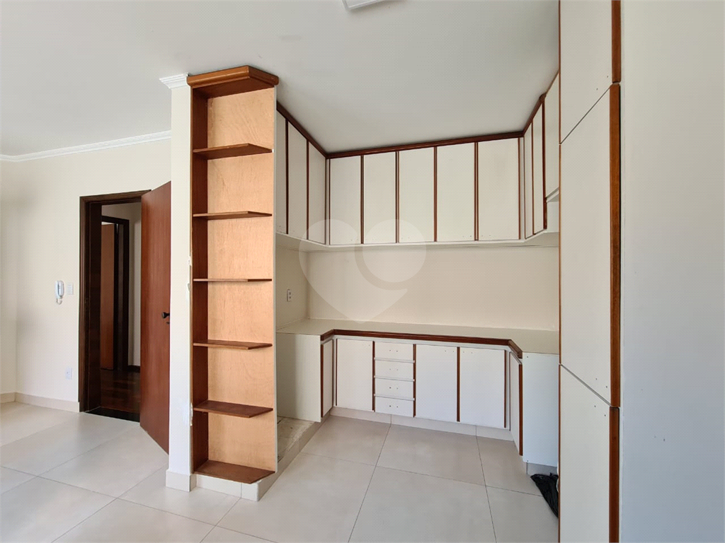 Casa à venda com 3 quartos, 280m² - Foto 34