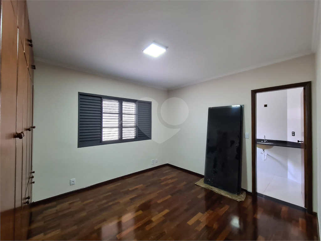 Casa à venda com 3 quartos, 280m² - Foto 24