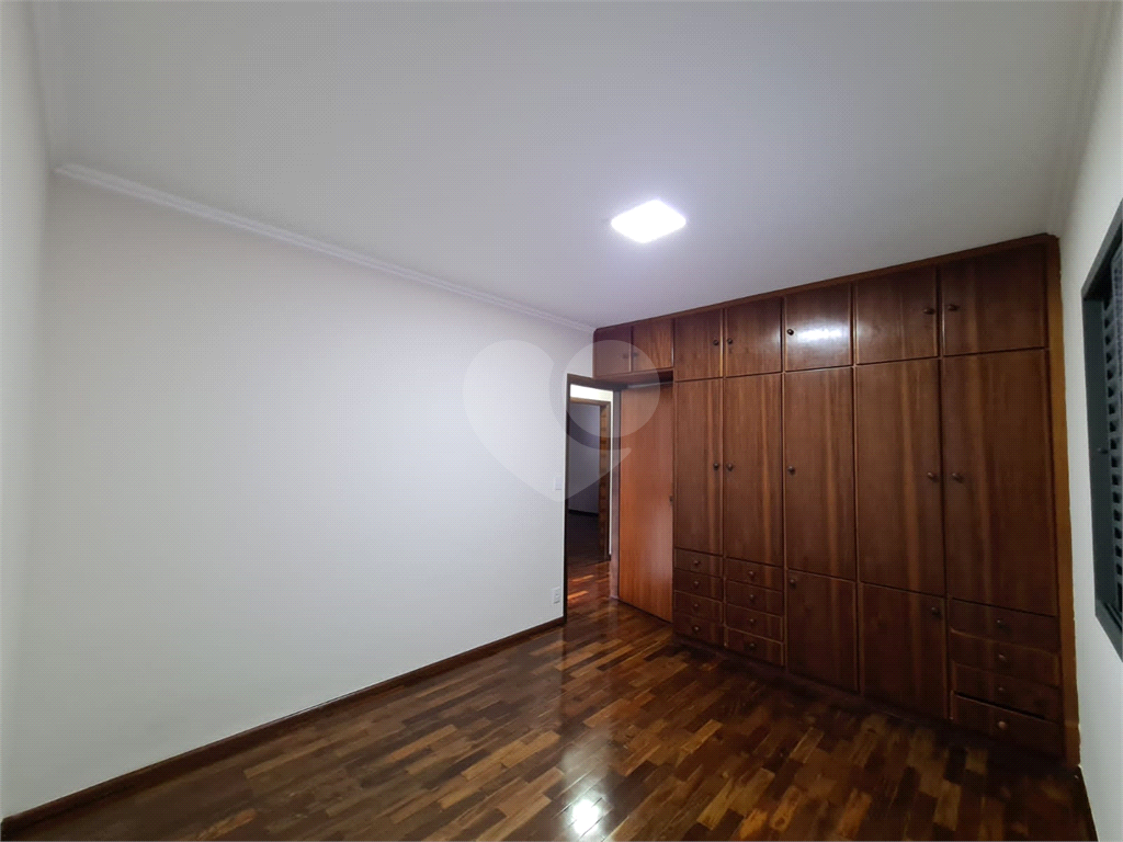 Casa à venda com 3 quartos, 280m² - Foto 18