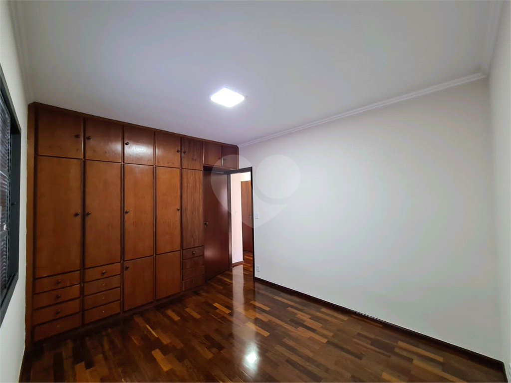 Casa à venda com 3 quartos, 280m² - Foto 3