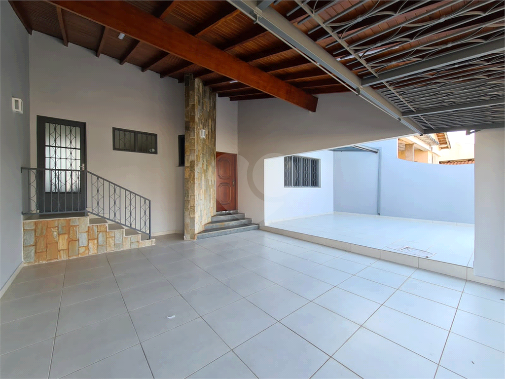 Casa à venda com 3 quartos, 280m² - Foto 33