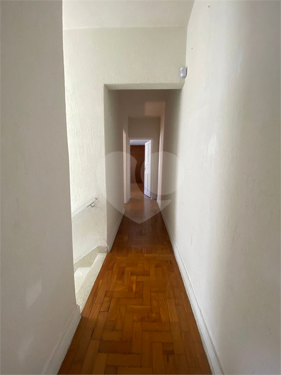 Sobrado à venda com 3 quartos, 300m² - Foto 14