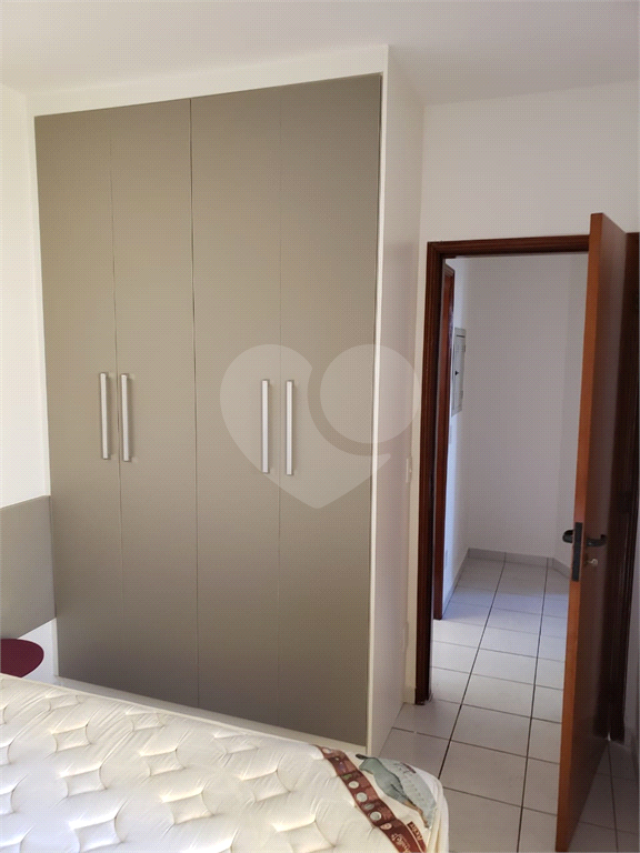 Apartamento para alugar com 3 quartos, 80m² - Foto 22