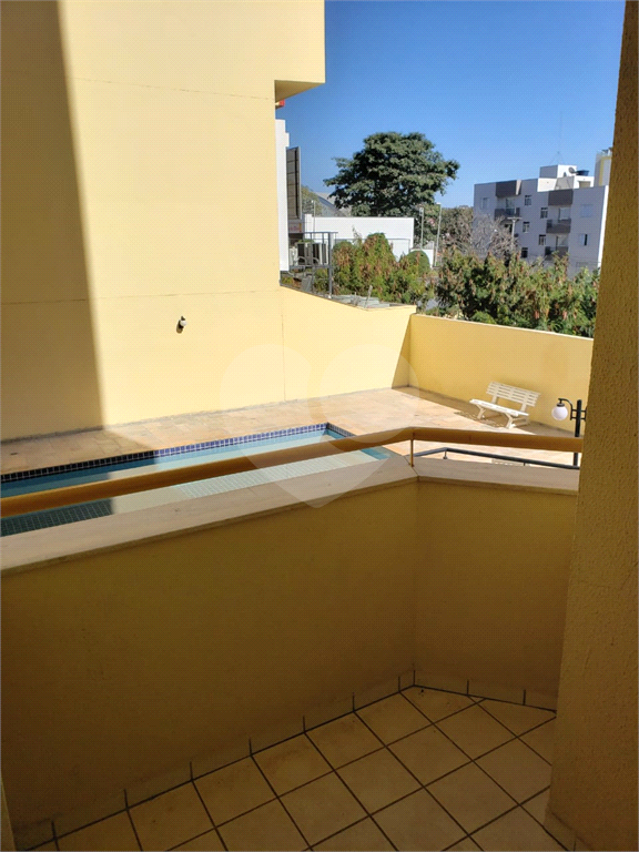 Apartamento para alugar com 3 quartos, 80m² - Foto 9