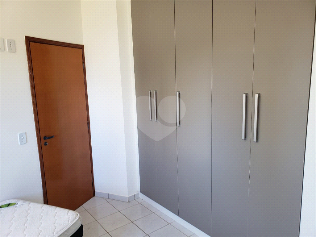 Apartamento para alugar com 3 quartos, 80m² - Foto 10