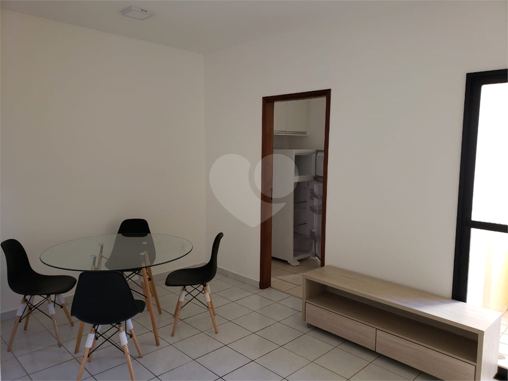 Apartamento para alugar com 3 quartos, 80m² - Foto 7