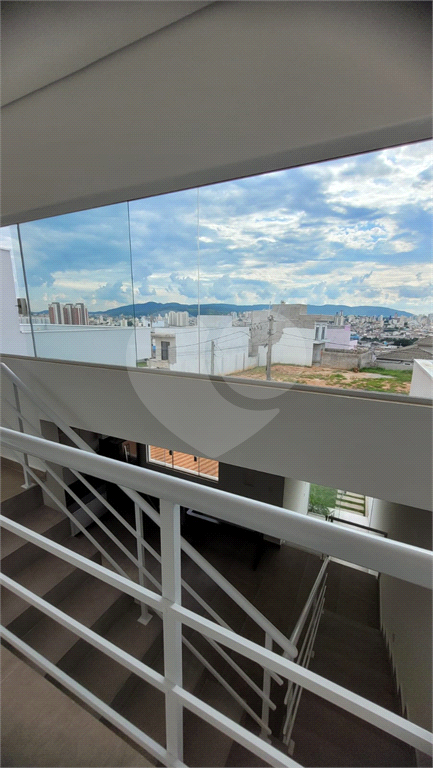 Casa de Condomínio à venda com 3 quartos, 130m² - Foto 2