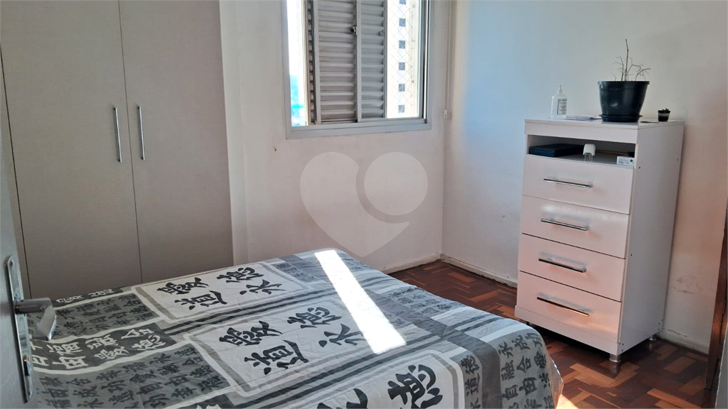 Apartamento à venda com 2 quartos, 63m² - Foto 11