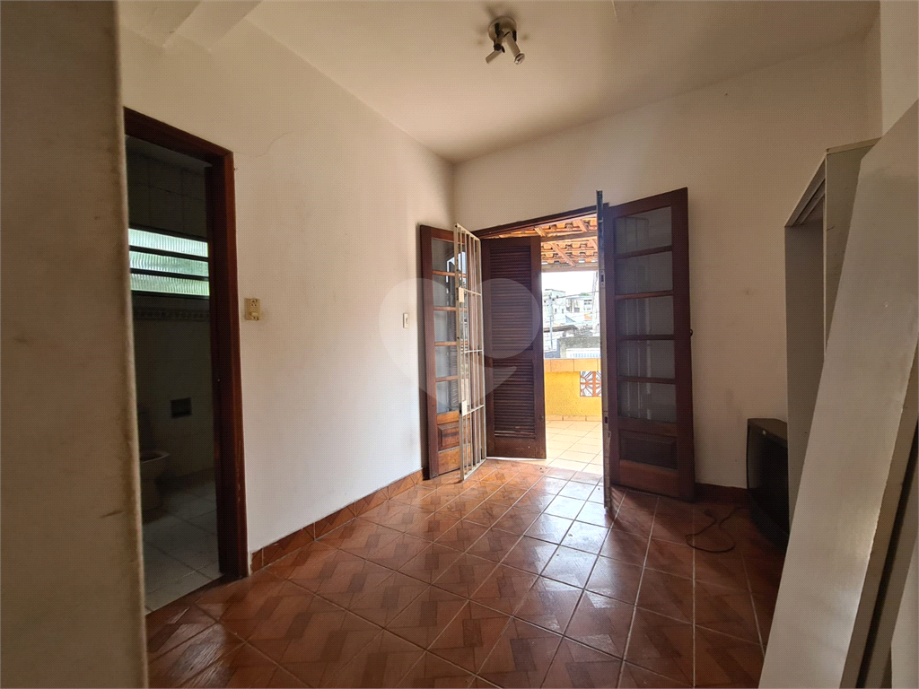 Casa à venda com 4 quartos, 244m² - Foto 20