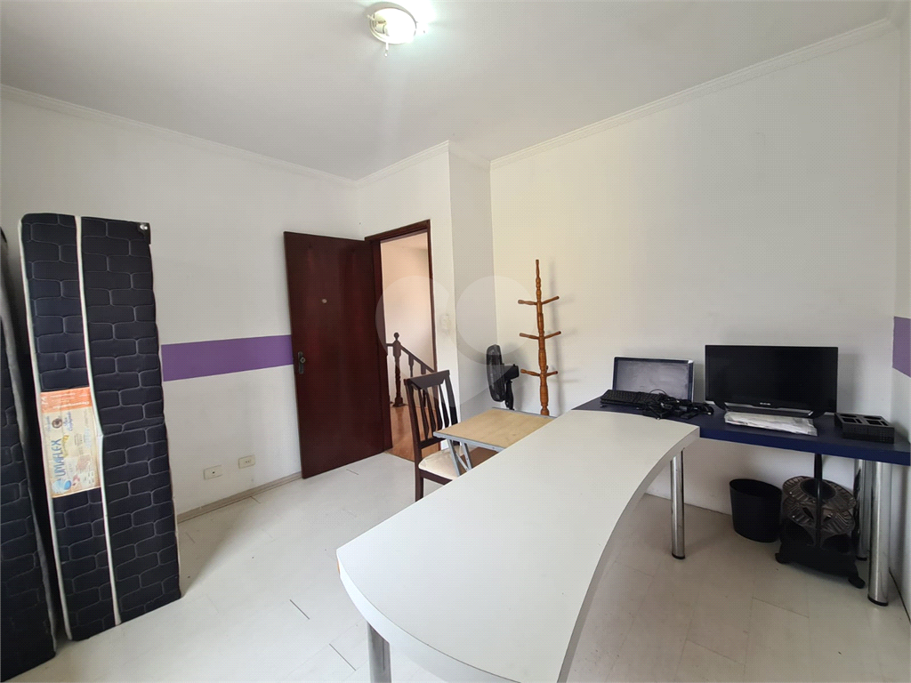 Casa à venda com 4 quartos, 244m² - Foto 13