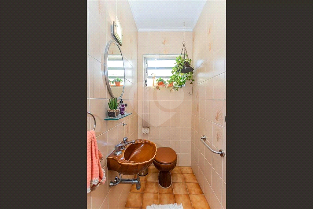 Casa à venda com 282m², 3 quartos e 4 vagas 