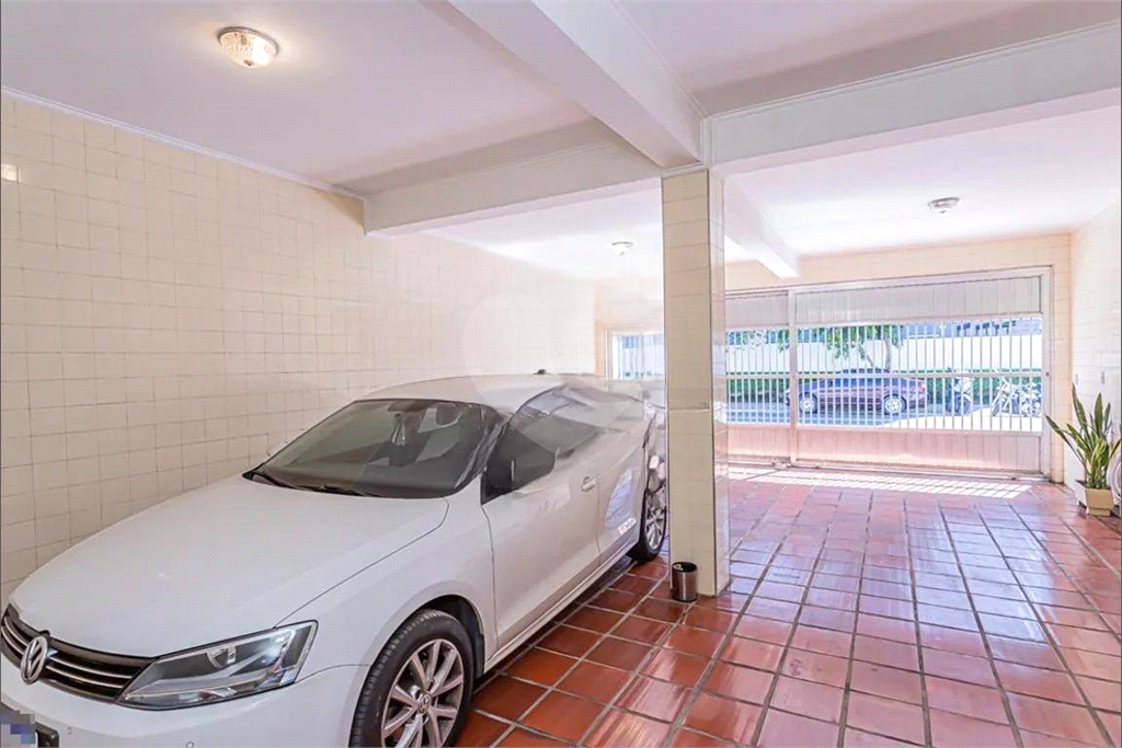 Casa à venda com 282m², 3 quartos e 4 vagas 