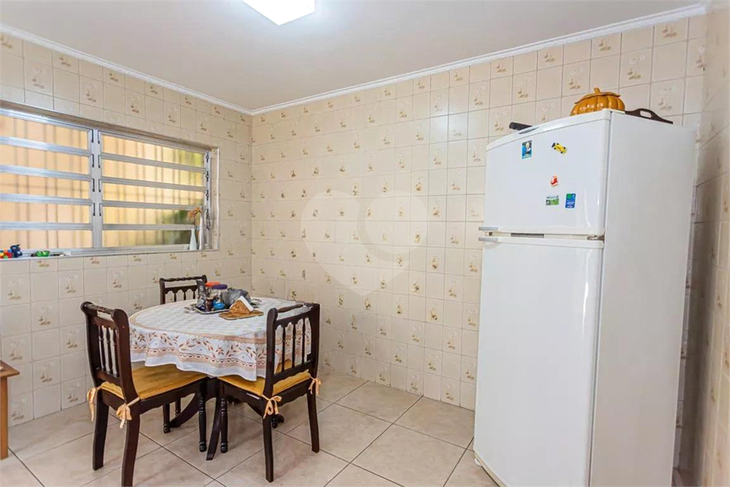 Casa à venda com 282m², 3 quartos e 4 vagas 