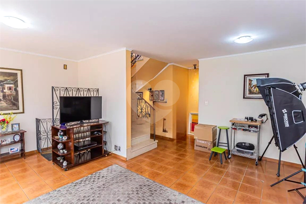 Casa à venda com 282m², 3 quartos e 4 vagas 