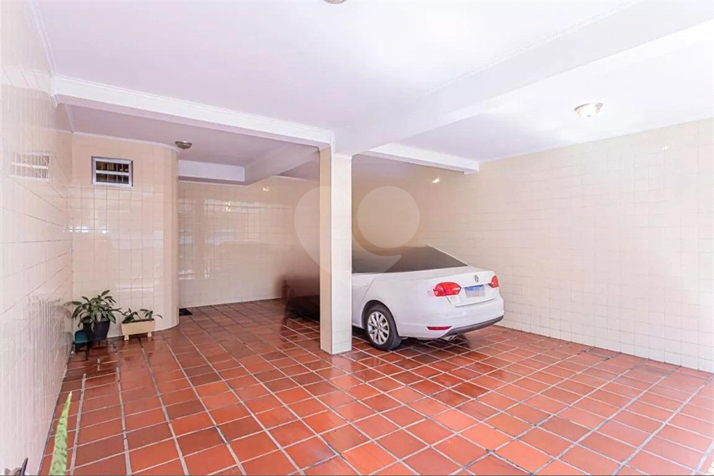 Casa à venda com 282m², 3 quartos e 4 vagas 