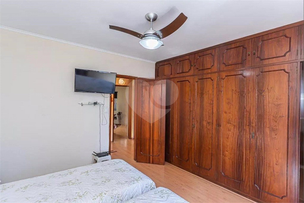 Casa à venda com 282m², 3 quartos e 4 vagas 