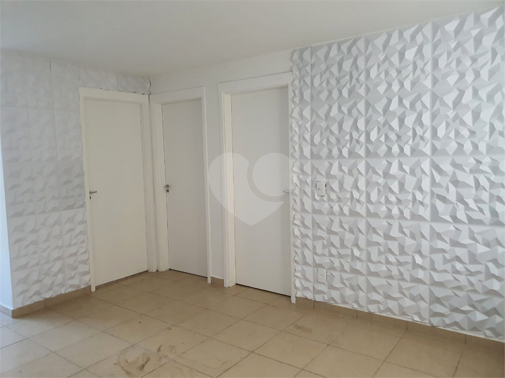 Apartamento à venda com 2 quartos, 44m² - Foto 4