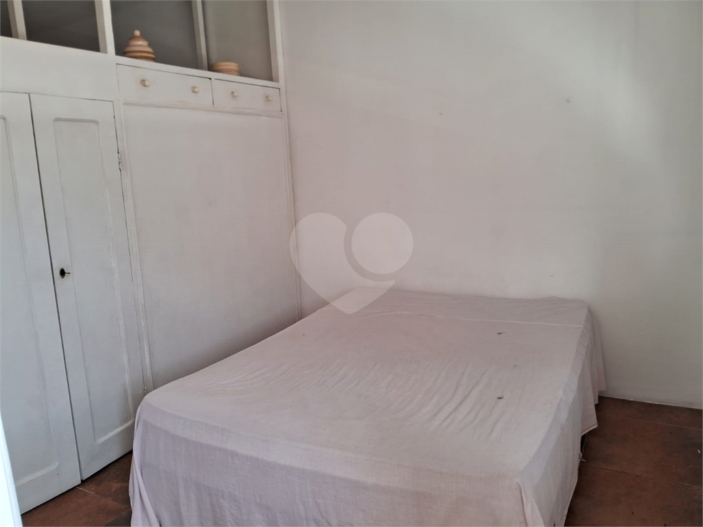 Apartamento com 2 dormitórios e 1 vaga na Praia de Pitangueiras - Guarujá - Oportunidade de Verão! 