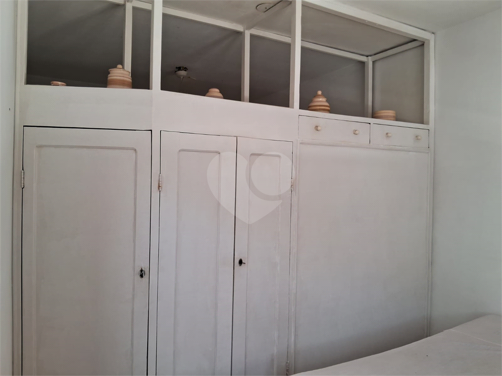 Apartamento com 2 dormitórios e 1 vaga na Praia de Pitangueiras - Guarujá - Oportunidade de Verão! 
