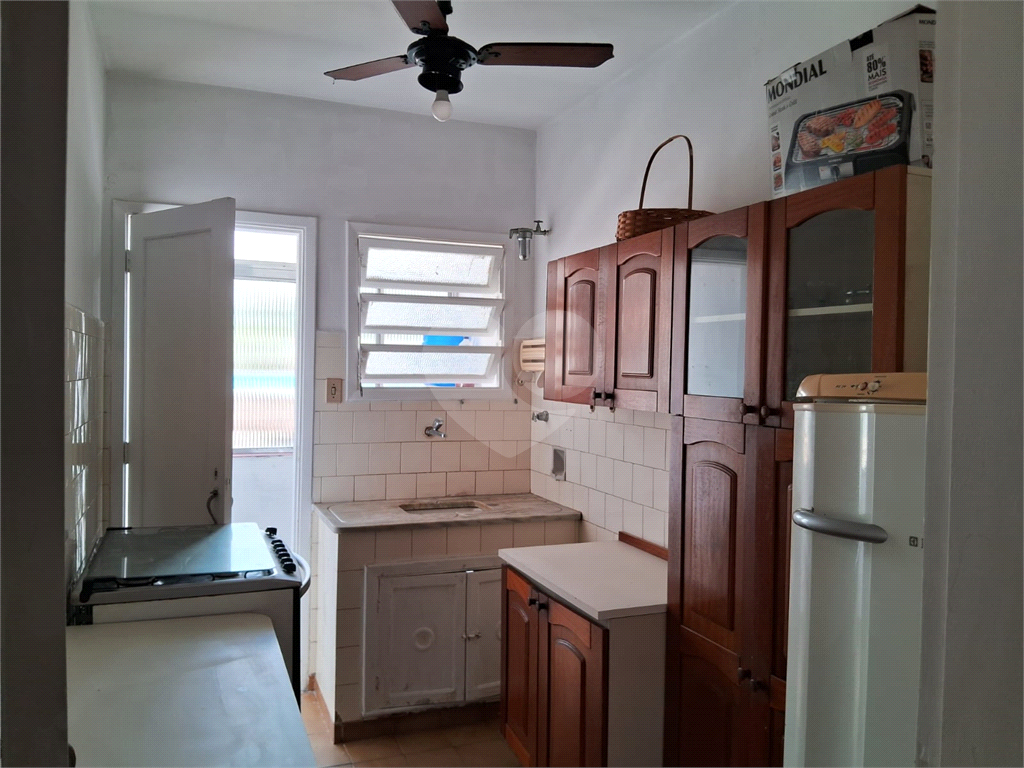 Apartamento com 2 dormitórios e 1 vaga na Praia de Pitangueiras - Guarujá - Oportunidade de Verão! 