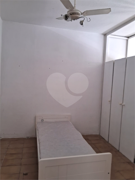 Apartamento com 2 dormitórios e 1 vaga na Praia de Pitangueiras - Guarujá - Oportunidade de Verão! 