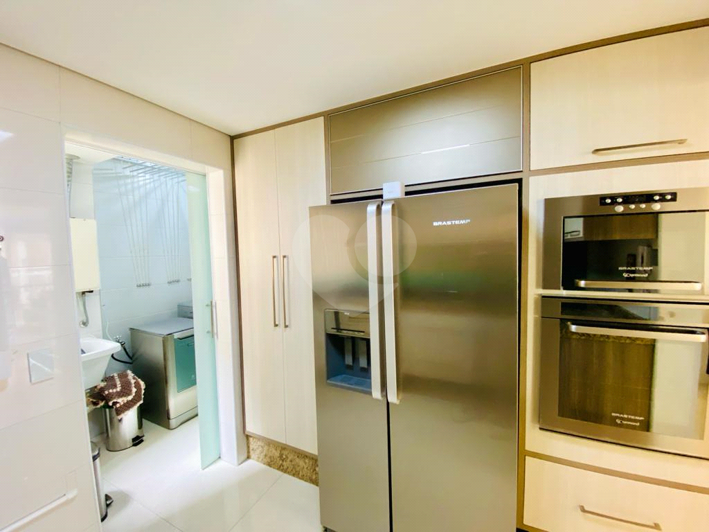Apartamento Alto Padrão, 122 m2, 3 dormitórios, 1 suíte, 2 vagas de garagem
