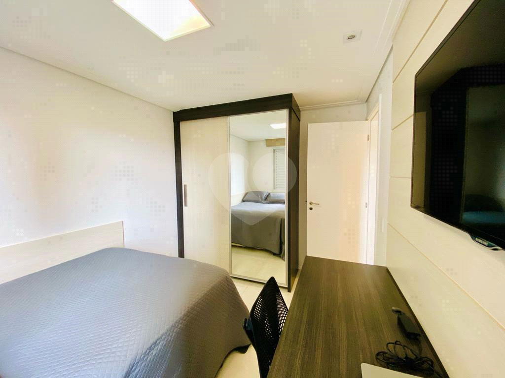 Apartamento Alto Padrão, 122 m2, 3 dormitórios, 1 suíte, 2 vagas de garagem
